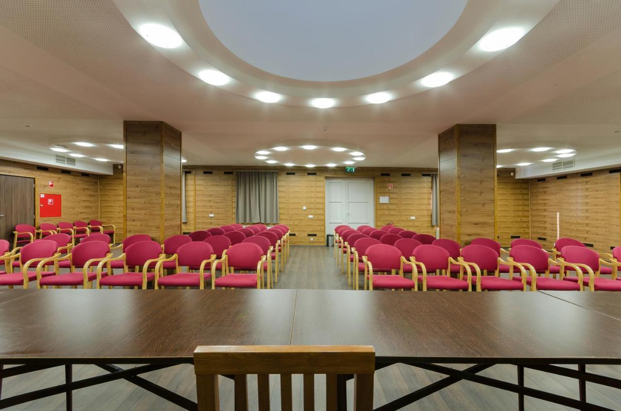 Hotel Kelep Токай Экстерьер фото