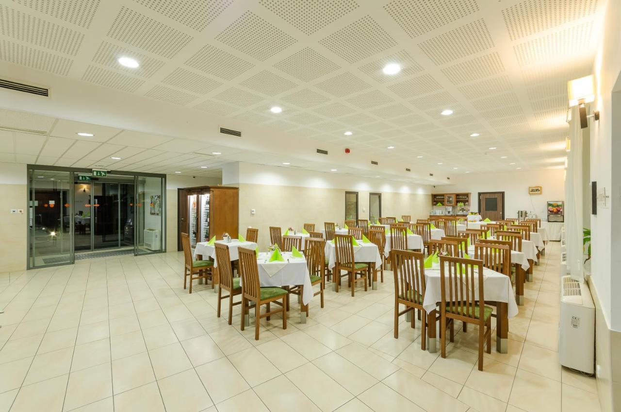 Hotel Kelep Токай Экстерьер фото